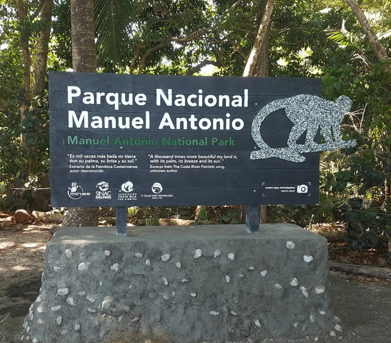 Visit Manuel Antonio National Park