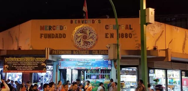 Wander Mercado Central